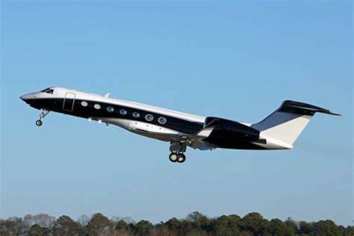 A Peek Into Tiger Woods’ £48m Gulfstream G550 Private Jet