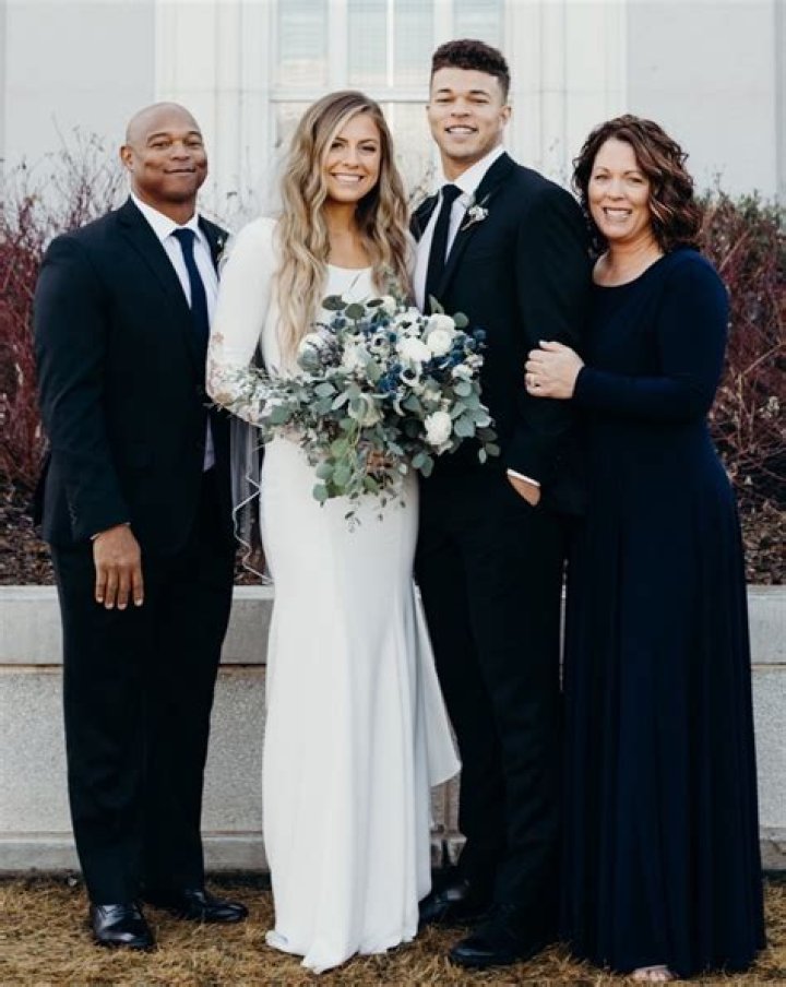 Aaron Hicks Ethnicity: Who Are His Parents? Age Girlfriend Or Wife And Net Worth