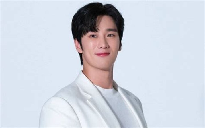 Ahn Bo Hyun Parents: Who is Ahn Bo Hyun’s father?