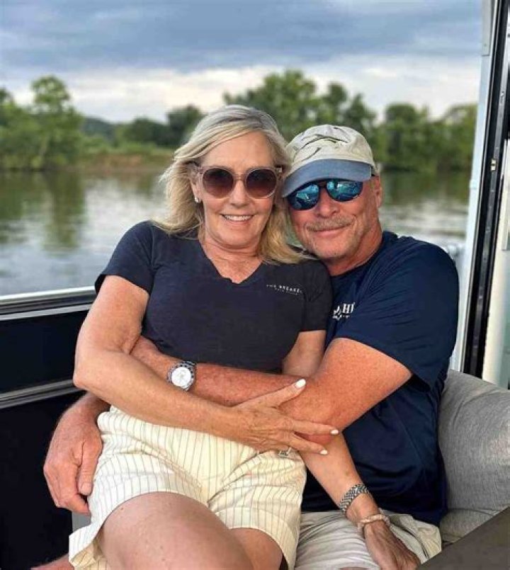 Alan Jackson Net Worth, Bio, Age, Wife, Children, Parents