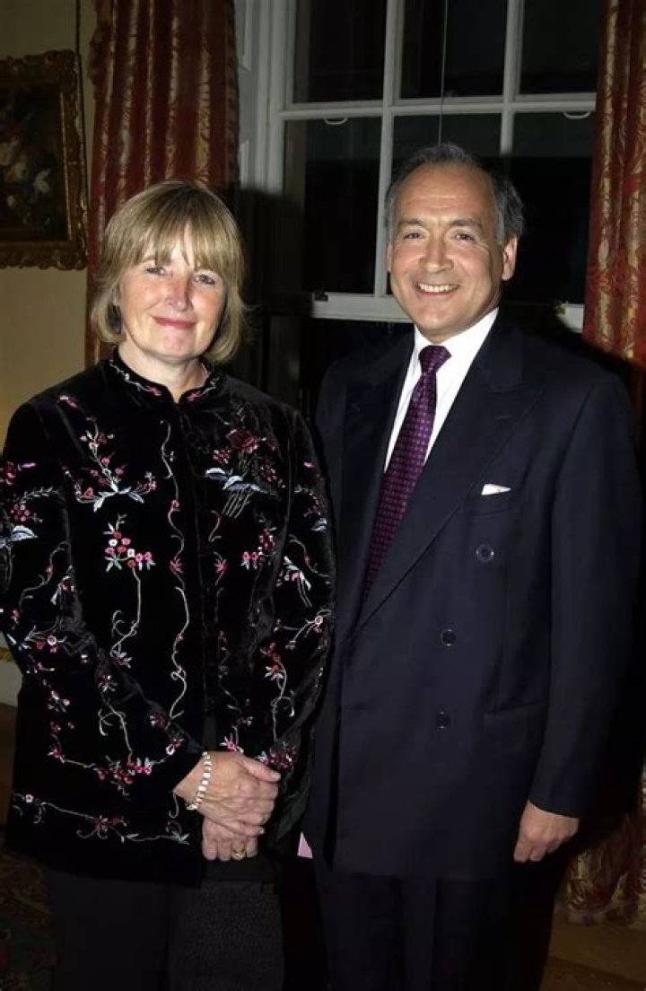Alastair Stewart Wife: Meet Sally Ann Jung