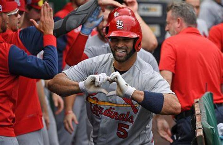 Albert Pujols Biography and Net Worth