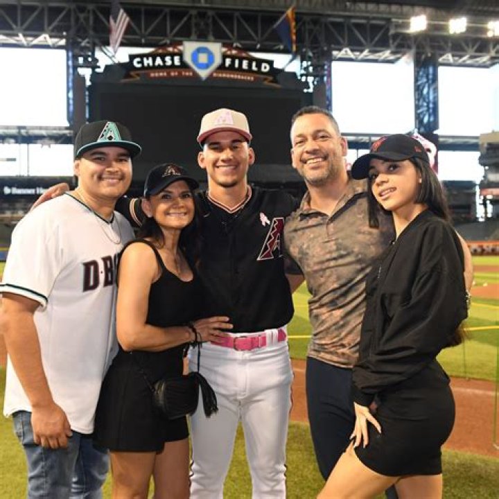 Alek Thomas Siblings: Meet Alana And Josh Thomas
