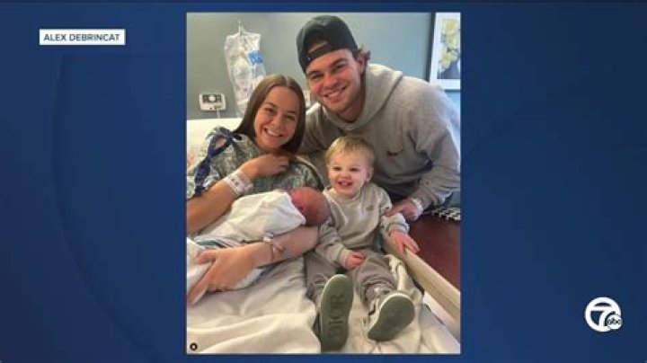 Alex DeBrincat Bio, Age, Parents, Wife, Children, Net Worth