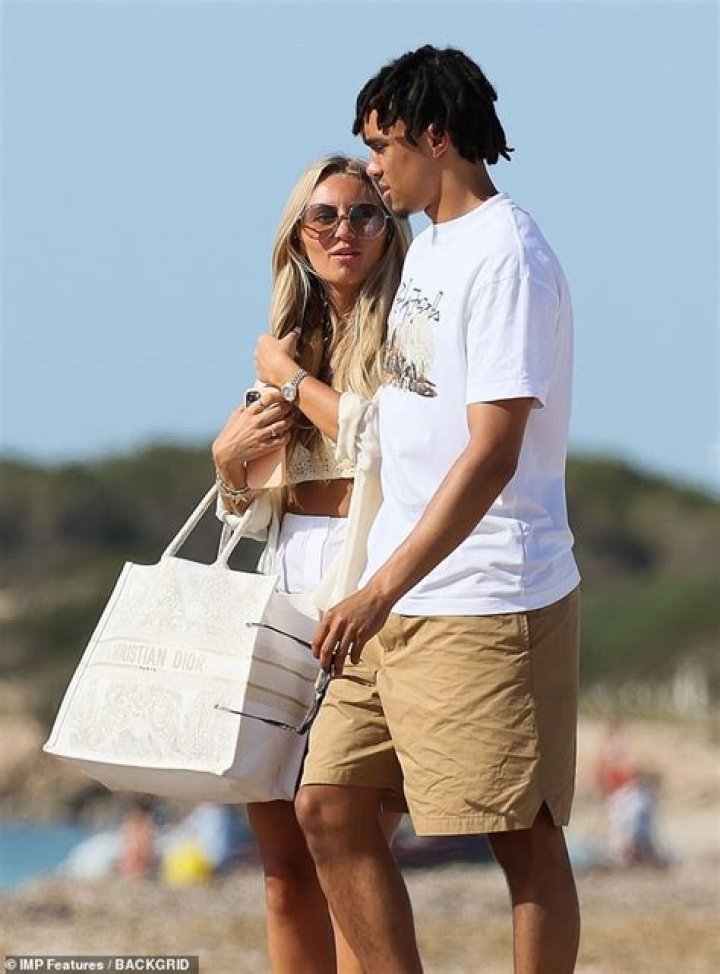 Alexander Arnold Girlfriend: Meet Hannah Atkins