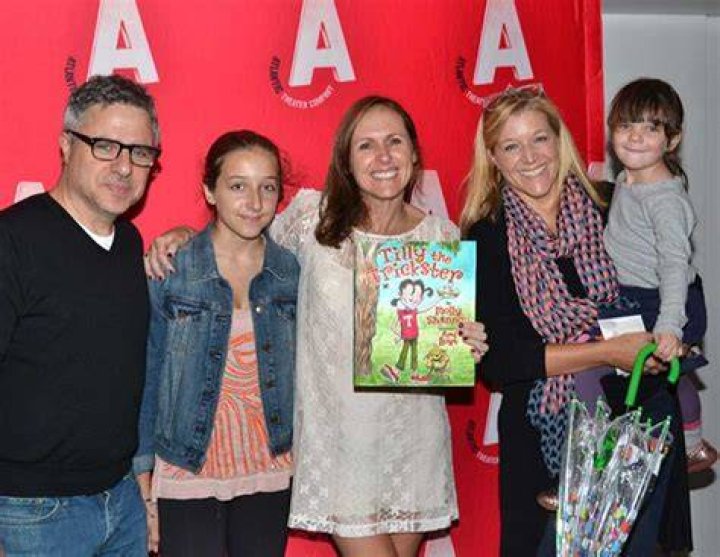 All About Mary Shannon Beatty, Katie Shannon – Molly Shannon Siblings