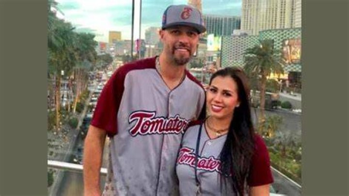 All you need to know about Esteban Loaiza