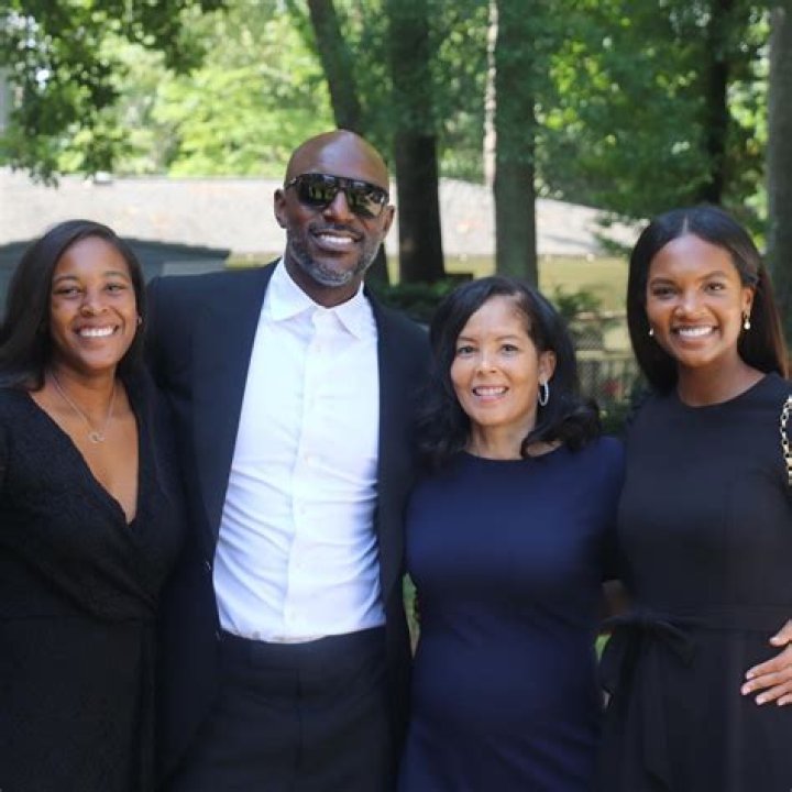 All You Need To Know About Gerald Wilkins' wife, Vita...
