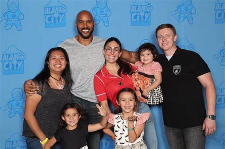 All You Need To Know About Henry Simmons’ twin sister, Heather M. Simmons, Brief Intro