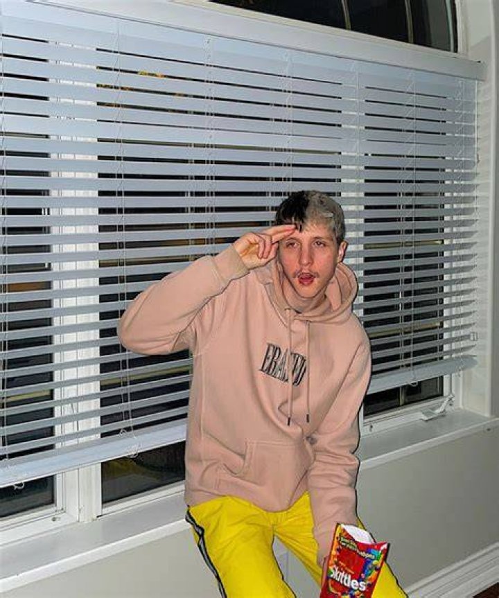 All You Need To Know About The Canadian Singer/Rapper, Powfu