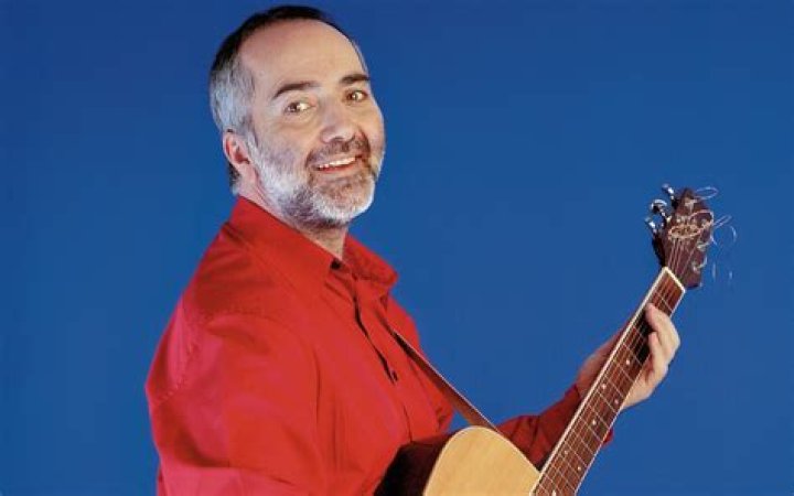 All You Should Know About Raffi: Renowned African Singer