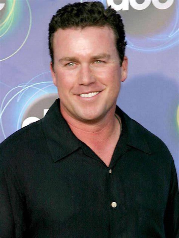 All You Should Know About Rodney Carrington: Renowned American Comedian
