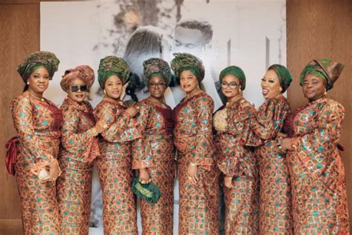 “And Them Wear Bone Straight” – Nigerians React As Group of Crossdressers Storm Colleague’s Party (VIDEO)