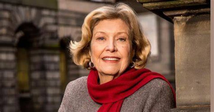 Anne Reid Net Worth, Age, Height