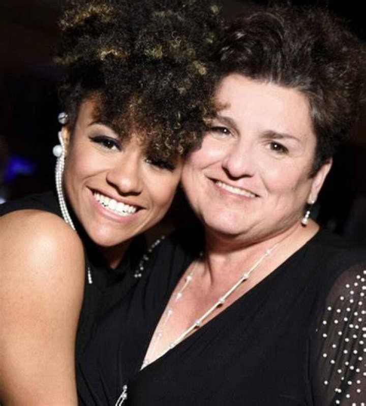 Ariana DeBose Bio, Parents, Wife, Children, Siblings, Net Worth