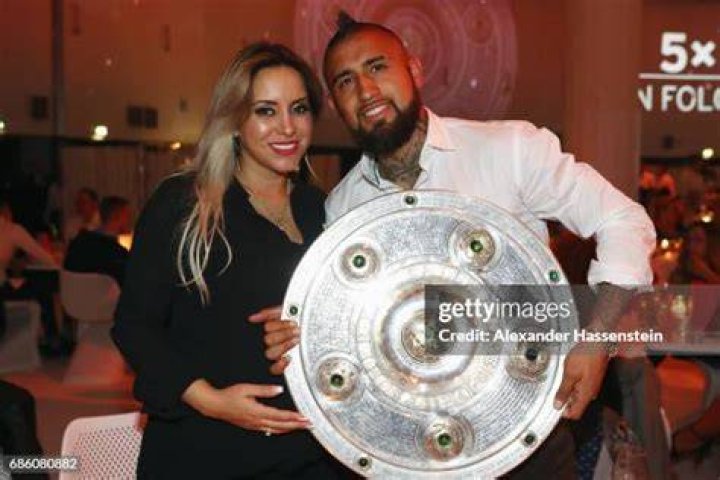 Arturo Vidal Wife: Is Arturo Vidal Married?