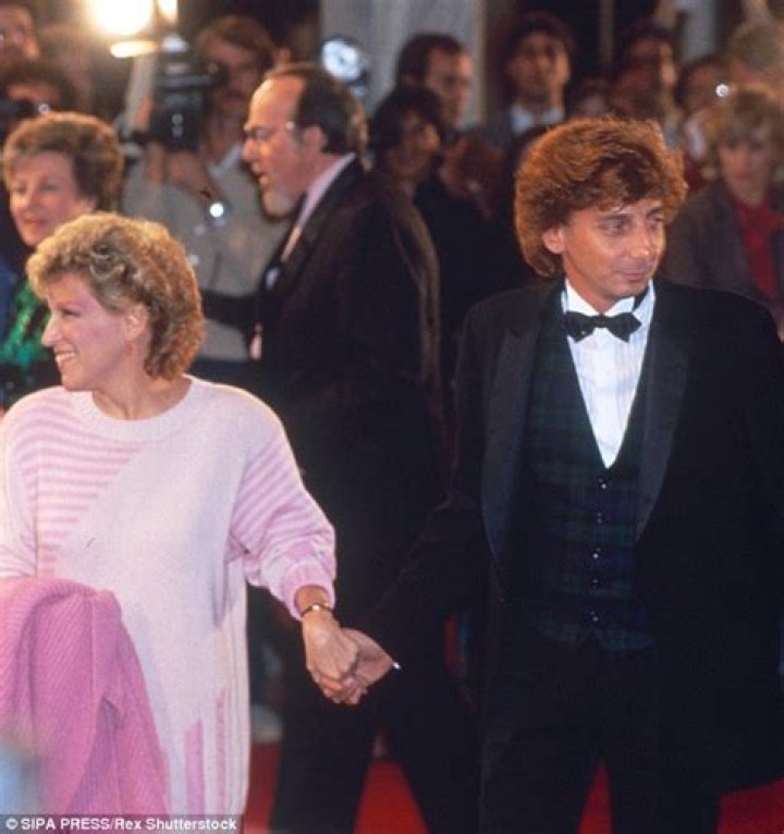 Barry Manilow Wife: Is Barry Manilow married?