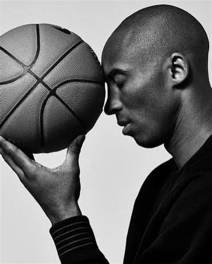 BBNaija’s Ozo Recreates Iconic Kobe Bryant’s Photo