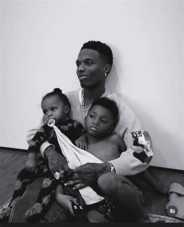 Beautiful Photos Of Wizkid’s Childhood Girlfriend Who is Now Happily Married Pop Up