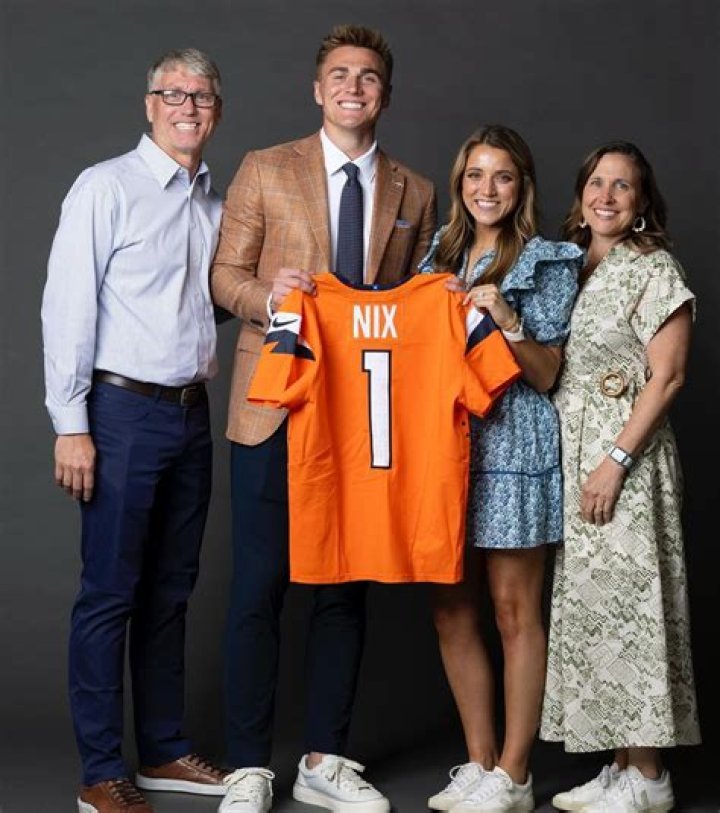 Bo Nix Bio, Age, Parents, Wife, Children, Net Worth