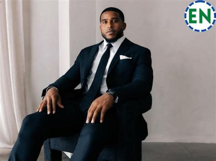 Bobby Wagner Age, Height, Bio, Parents, Net worth, Wife
