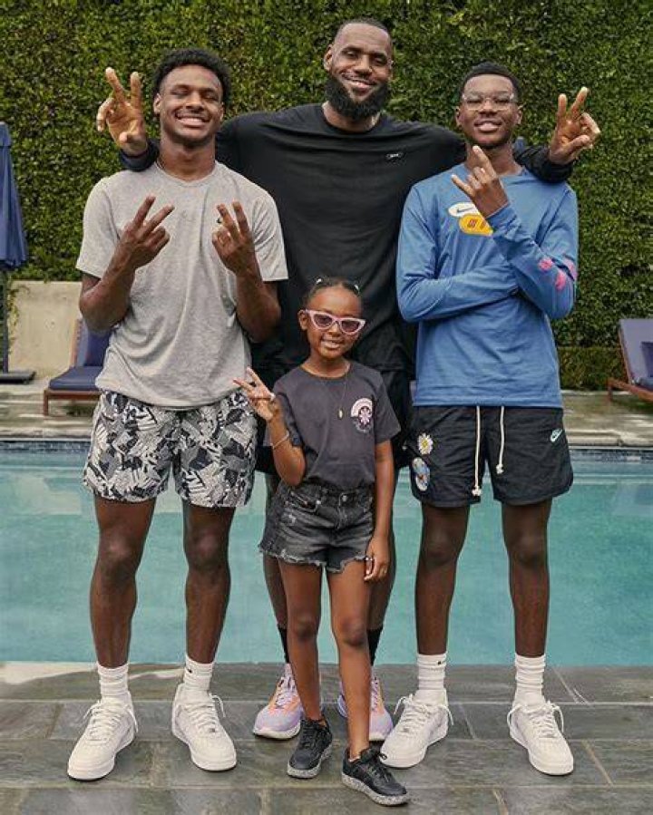 Brandon Flowers Children: Meet His 3 Children