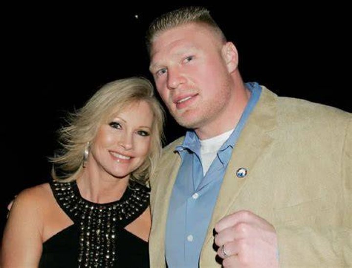 Brock Lesnar Age, Height, Bio, Parents, Wife, Net Worth