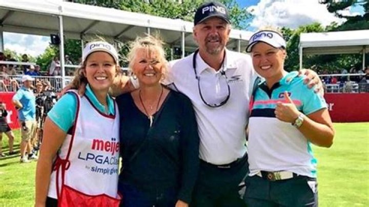Brooke Henderson Bio, Age, Parents, Husband, Children, Net Worth