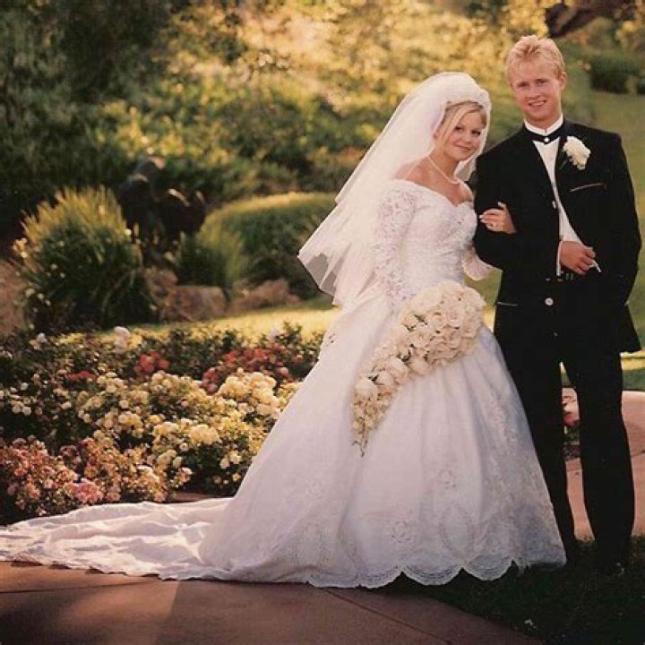 Candace Cameron Bure Husband: Meet Valeri Bure
