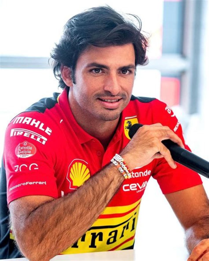 Carlos Sainz Height: How Tall is Carlos Sainz?
