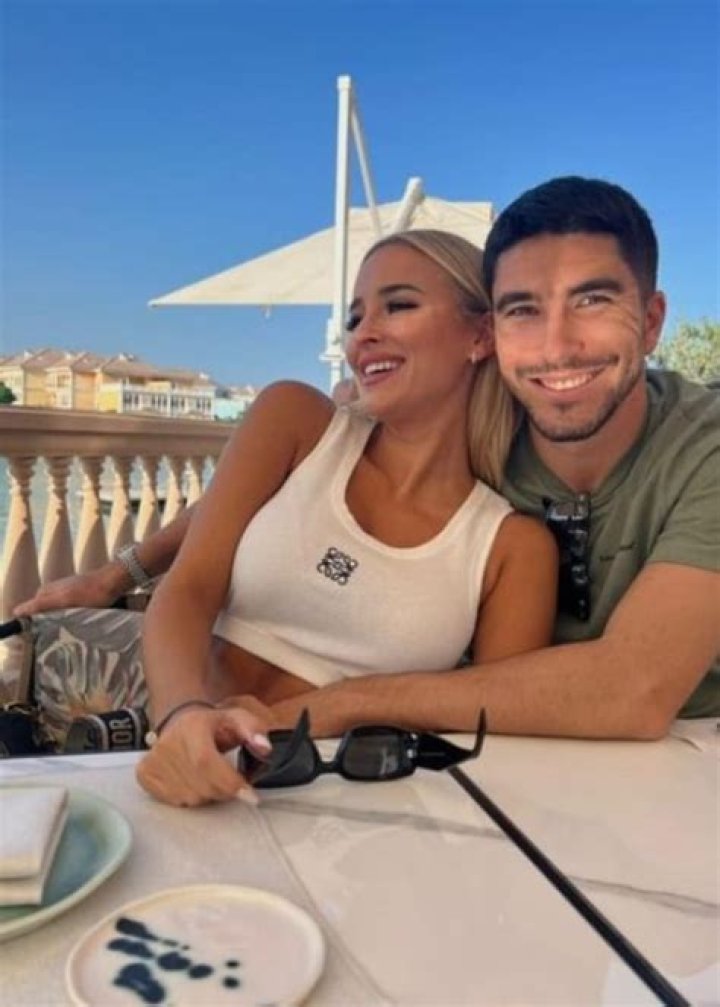 Carlos Soler Girlfriend: Meet Marta Marchena