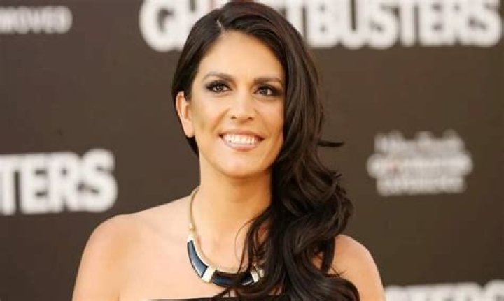 Cecily Strong Bio, Age, Height, Career, Husband, Children, Net Worth
