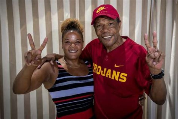 Charles White Wife: Who Is Charles White’s Wife?