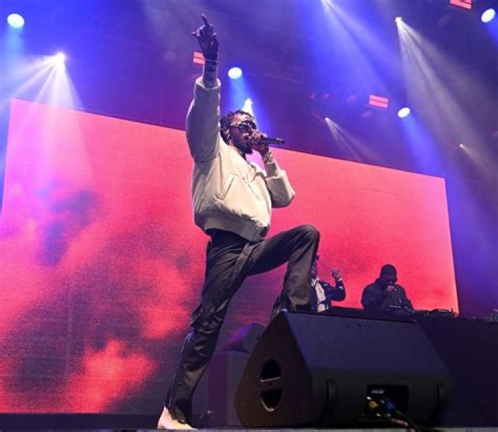 Charterhouse PRO Defends Black Sherif Bringing ‘MTN’ On Vodafone Stage