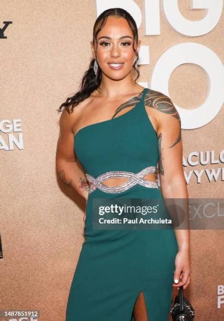 Cherneka Johnson Age, Height, Bio, Parents, Net Worth, Husband