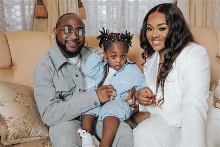 Chioma’s Mother Has Warned Her Daughter To Allow Davido See Ifeanyi – Blogger Alleges