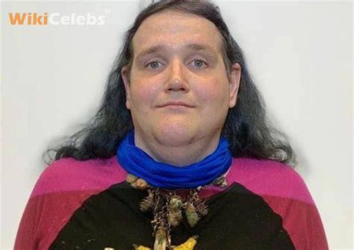 Chris Chan Age, Bio, Career, Parents, Husband, Net Worth