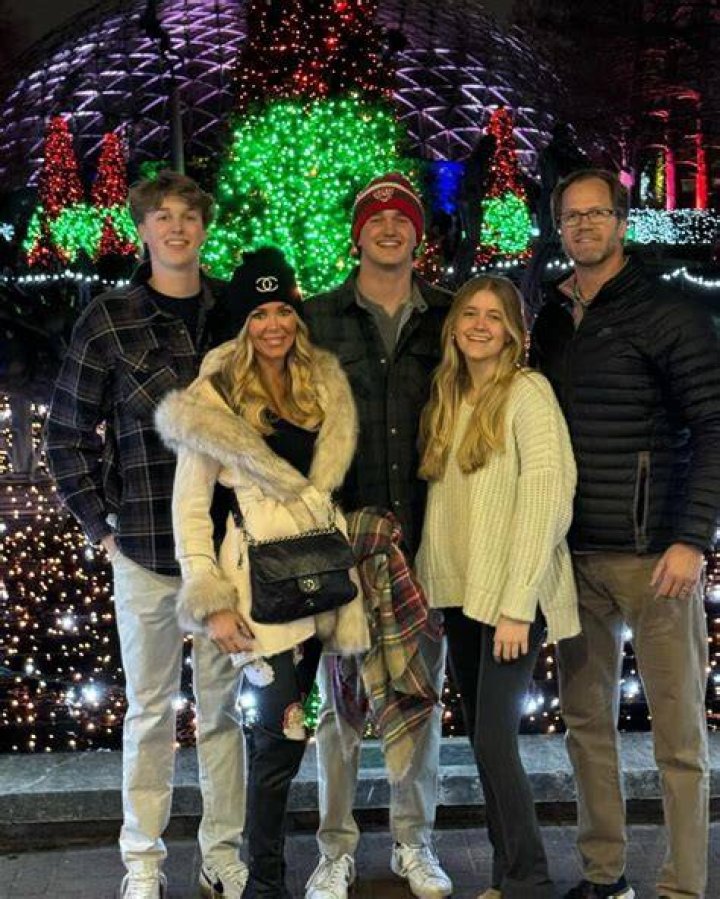 Chris Pronger Bio, Age, Height, Career, Net Worth, Family