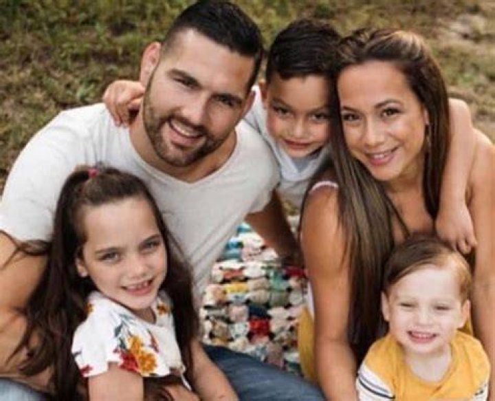 Chris Weidman Children: Does Chris Weidman have children?
