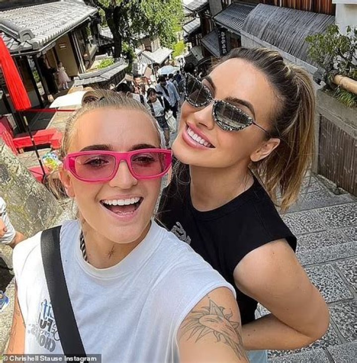 Chrishell Stause Children: Does Chrishell Stause have kids?