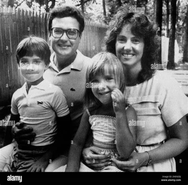 Christa McAuliffe Husband: Meet Steven McAuliffe