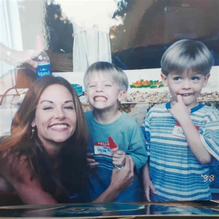 Cole Sprouse Parents: Meet Matthew and Melanie