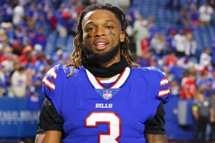 Damar Hamlin Age: How Old Is Damar Hamlin?