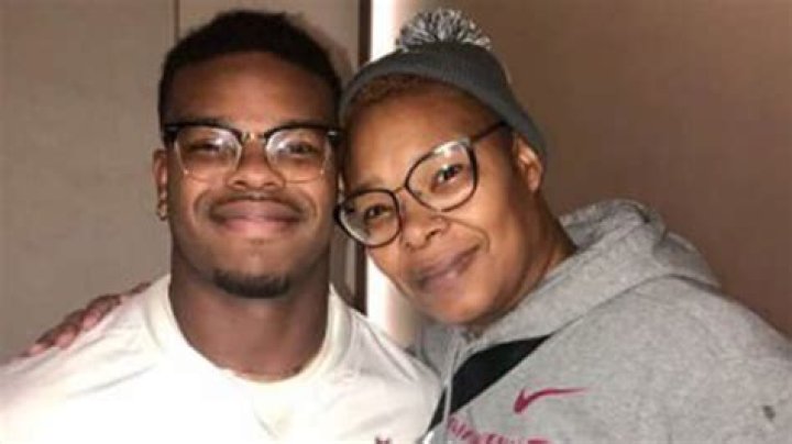 Damien Harris Parents: Meet Damien Harris mother, Lynn Harris