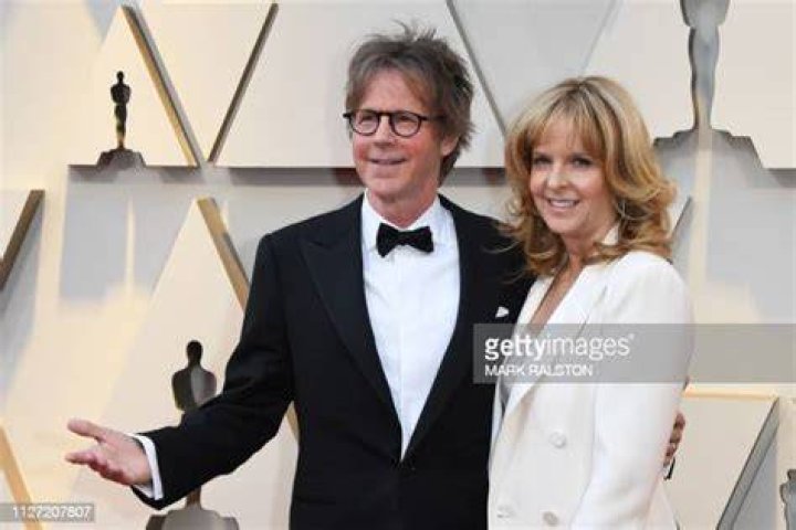 Dana Carvey Wife: All to know about Paula Zwagerman
