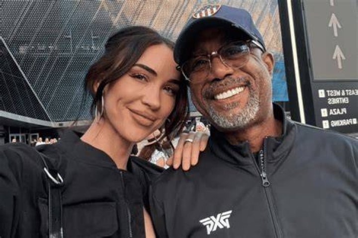 Darius Days Bio, Age, Height, Weight, Girlfriend, Parents, Children, Net Worth