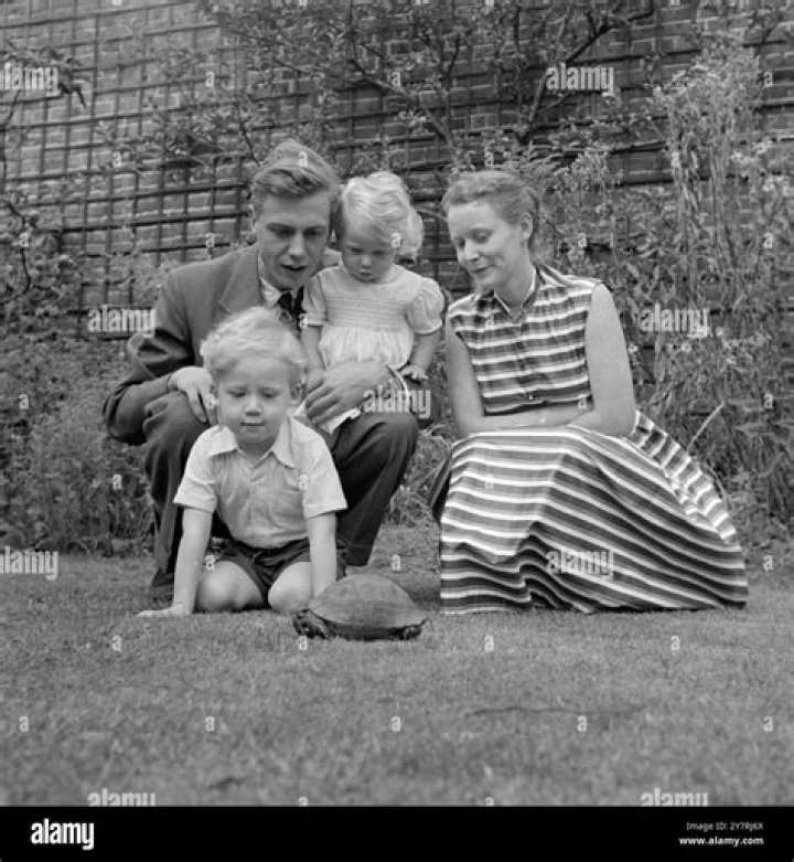David Attenborough Children: Meet Robert and Susan