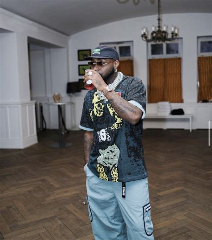 Davido Signs New Artiste, Toby K To DMW Records