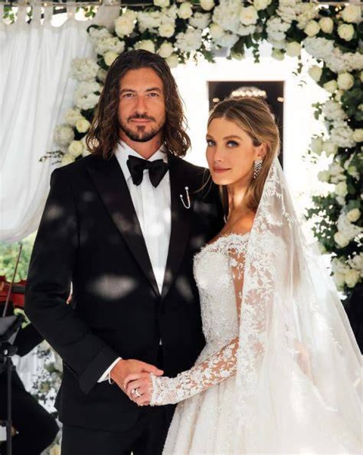 Delta Goodrem Husband: Is Delta Goodrem Married?