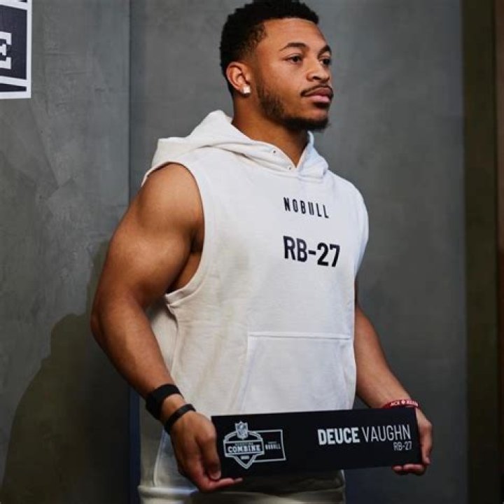 Deuce Vaughn Bio, Age, Height, Career, Net Worth, Family
